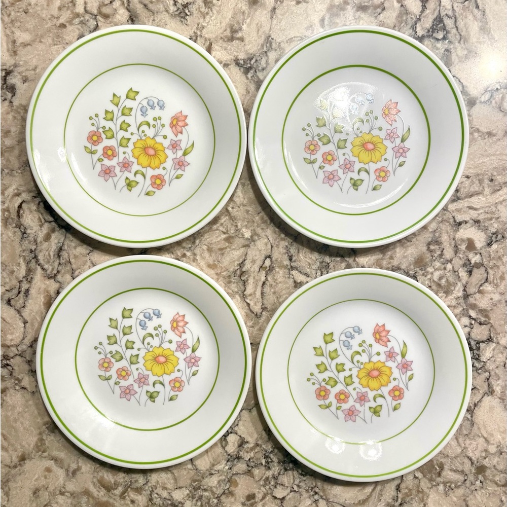 Corelle Spring Meadow Vintage 1970’s Side Plates Set of 4